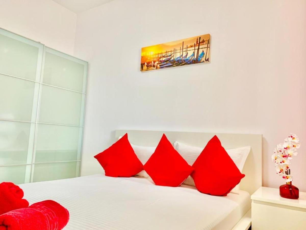 Palas View Apartments Near Palas Mall 雅西 外观 照片