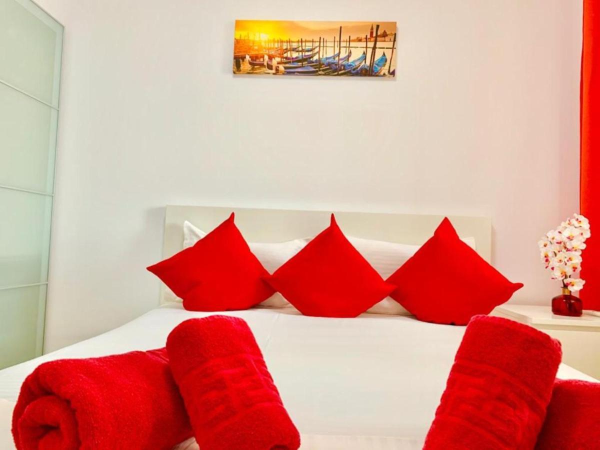 Palas View Apartments Near Palas Mall 雅西 外观 照片